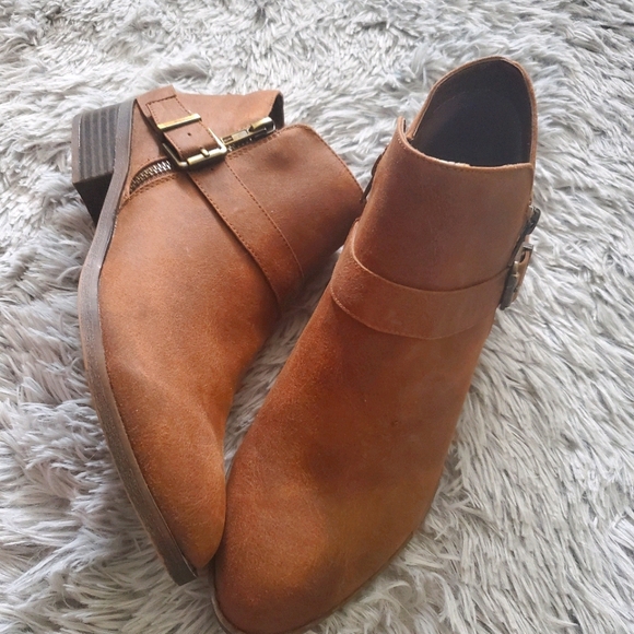 Fergalicious Nandita Booties - Picture 1 of 2